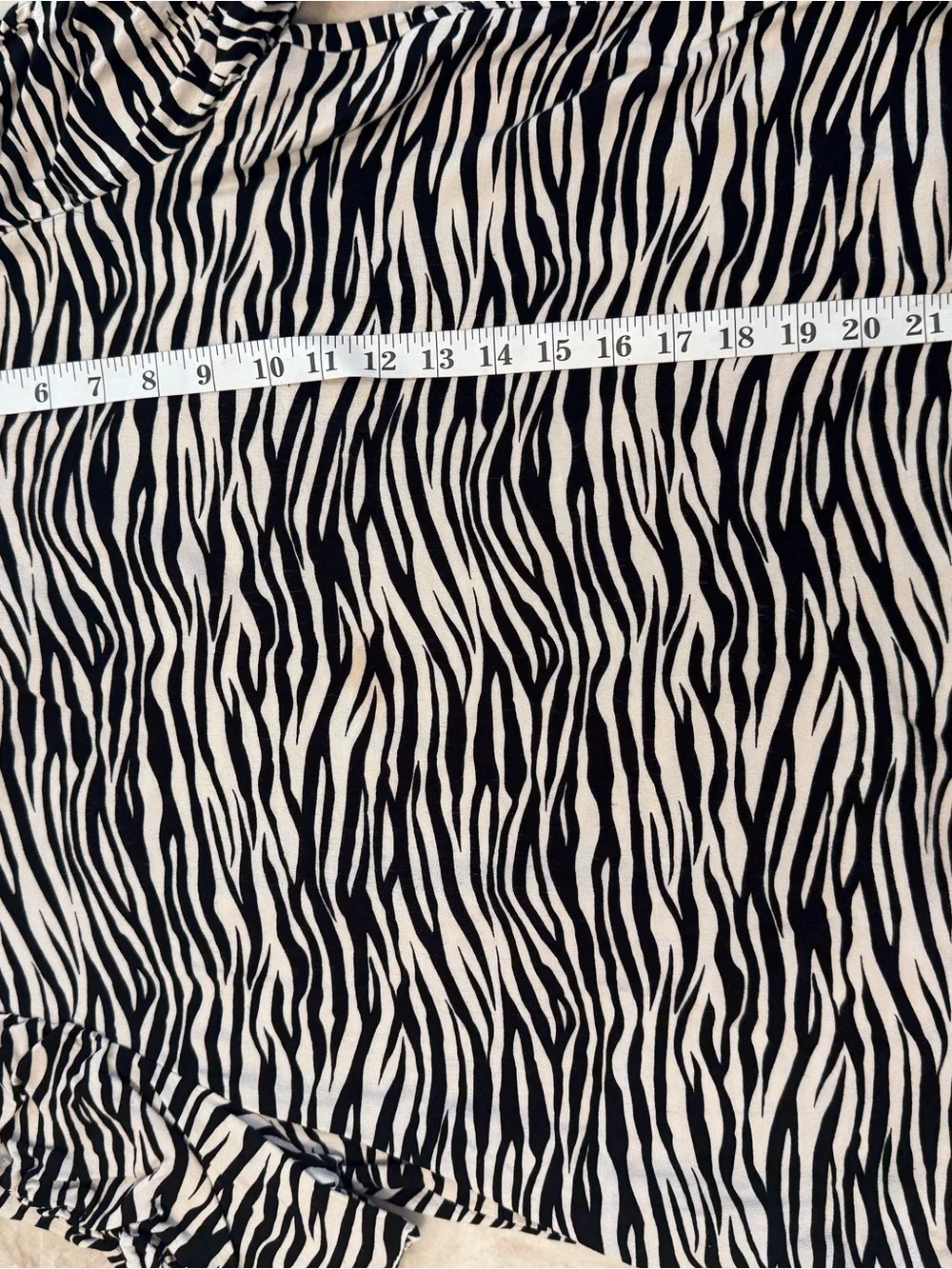 LOFT Black and White Zebra Print Puff Sleeve Blouse